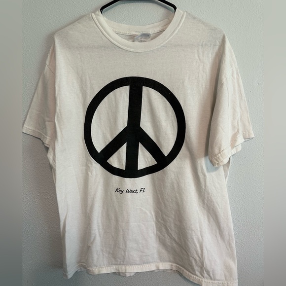 Hanes Heavy Weight T-shirt - Picture 1 of 3